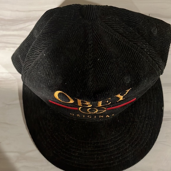 Obey Hat - Picture 2 of 4
